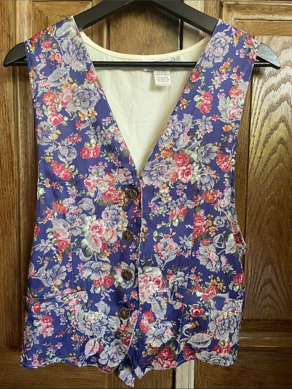 Vintage Floral V-Neck Button-Front Vest